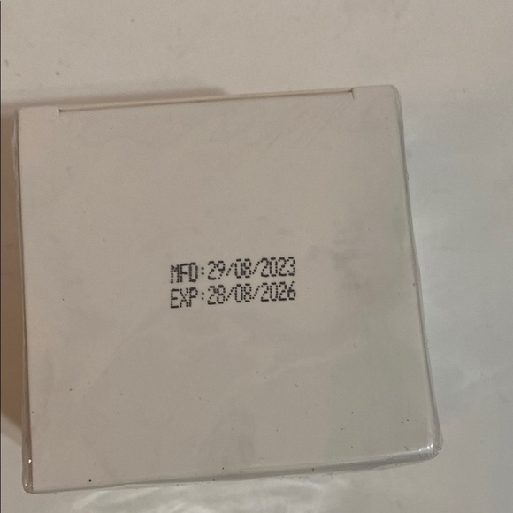 Kormesic Turmeric Skincare Set - Picture 6 of 7